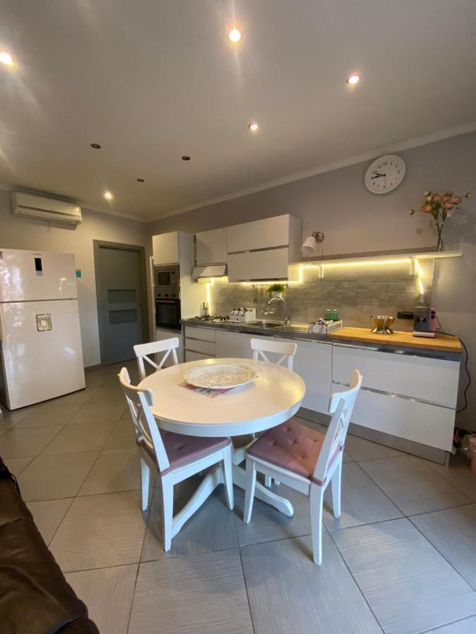 Marilyn Appartments Napoli Ngoại thất bức ảnh